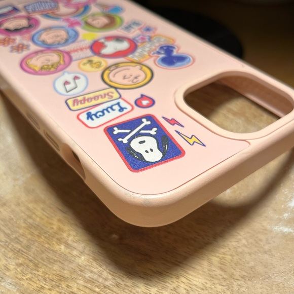 RhinoShield X Snoopy SolidSuit iPhone 13 Pink Case - Picture 7 of 15